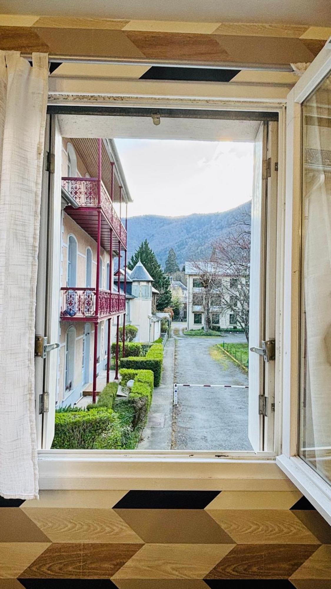 Chez Yoyo & Mag - T2 En Centre Ville - Wi-Fi - Parking Bagnères-de-Luchon Екстериор снимка